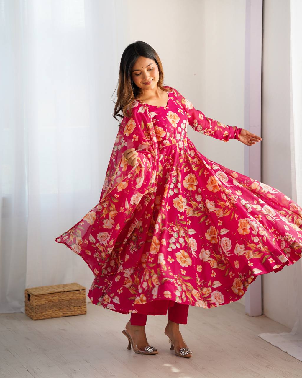 Pure Soft Organza Silk Fully Flair Kali Patern With Duppta Set,Pent