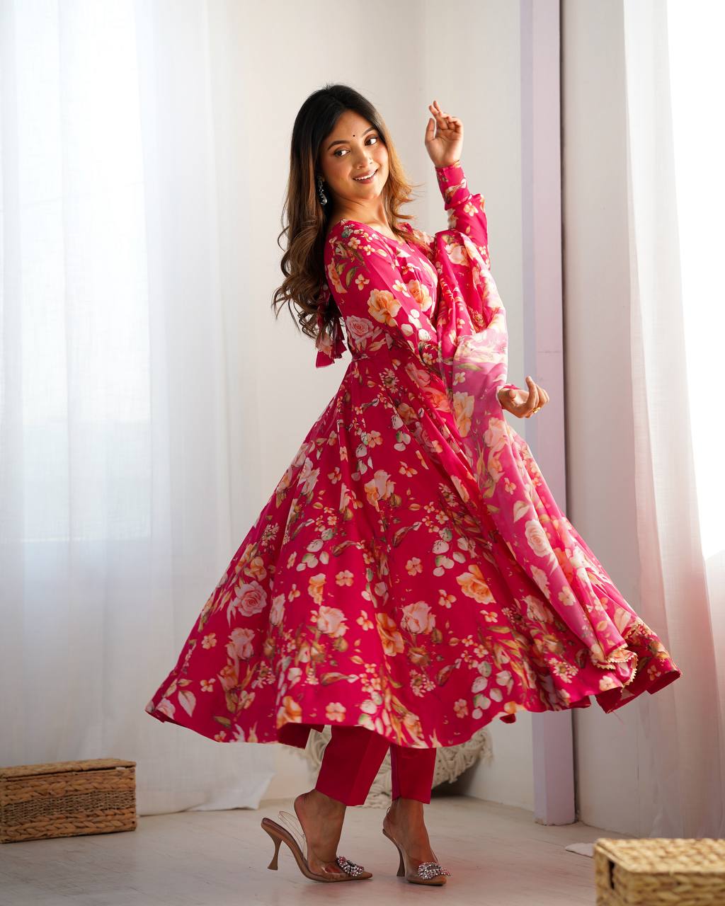 Pure Soft Organza Silk Fully Flair Kali Patern With Duppta Set,Pent