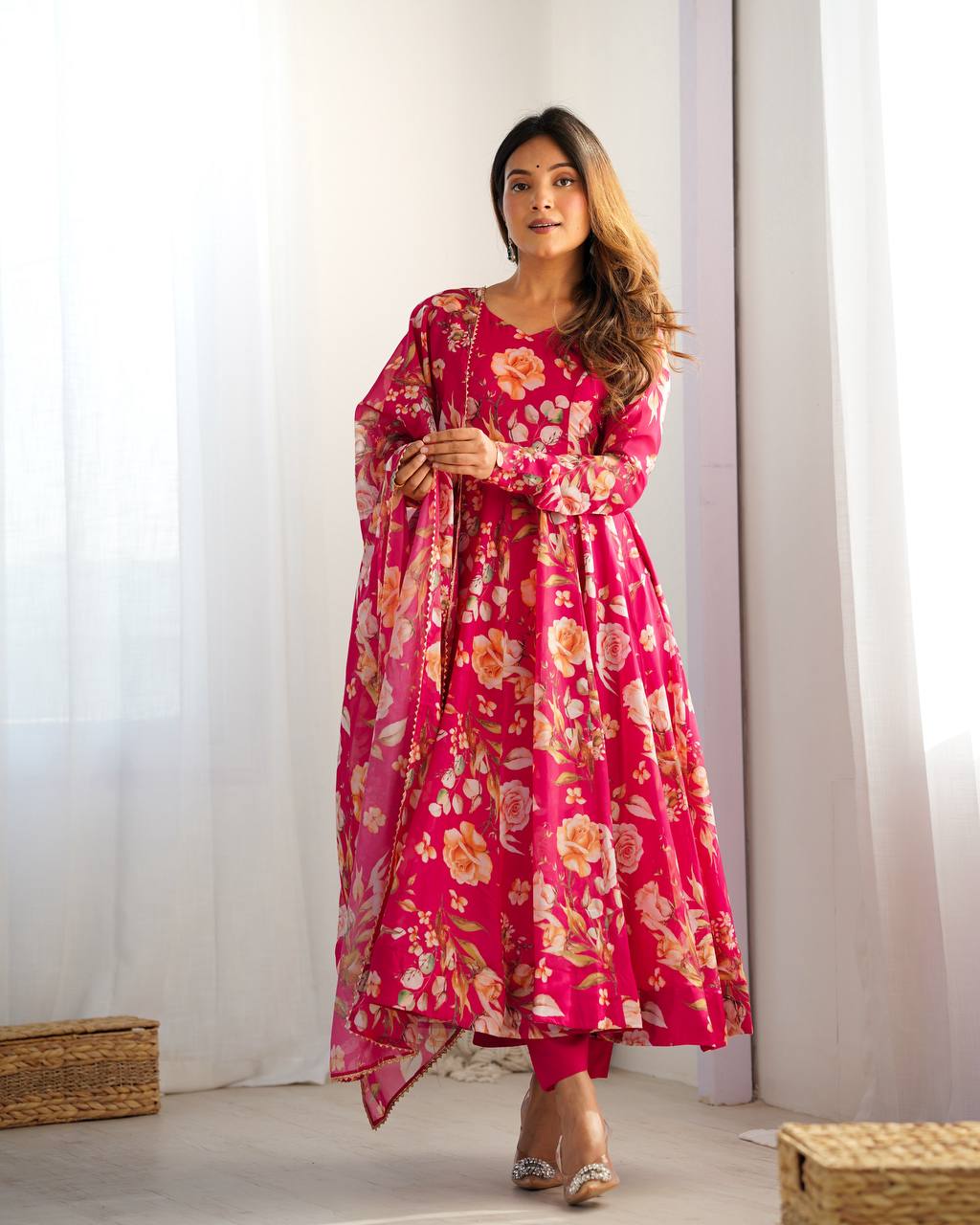 Pure Soft Organza Silk Fully Flair Kali Patern With Duppta Set,Pent