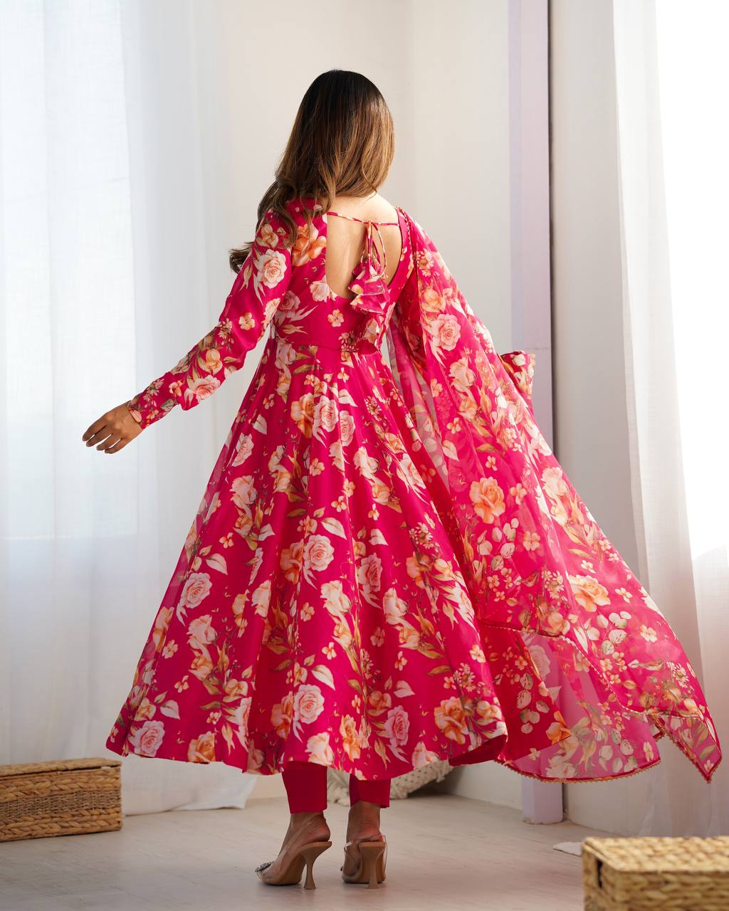 Pure Soft Organza Silk Fully Flair Kali Patern With Duppta Set,Pent